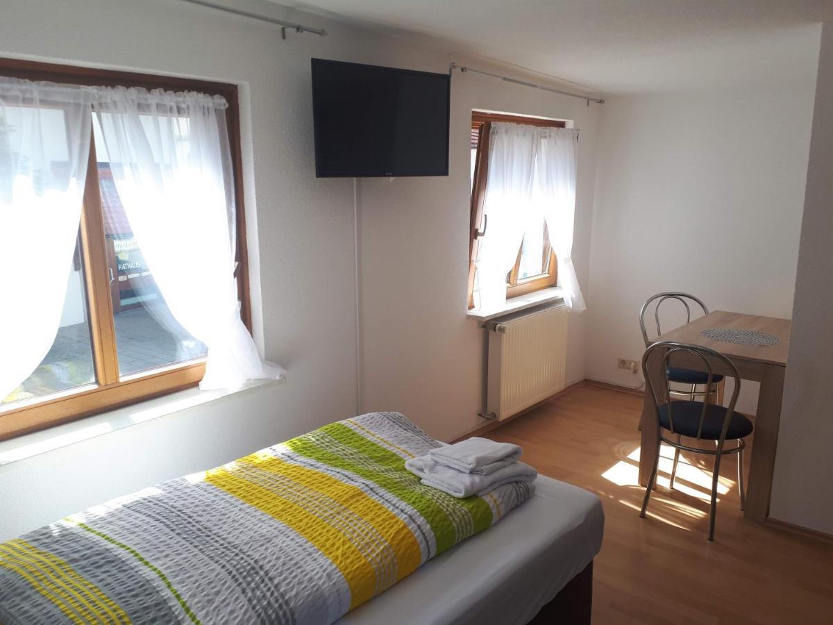 Gaestehaus Pension Waldhorn Weilen unter den Rinnen Kültér fotó